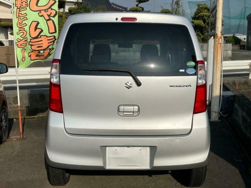 WAGON R