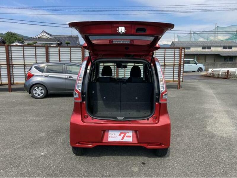 EK CUSTOM