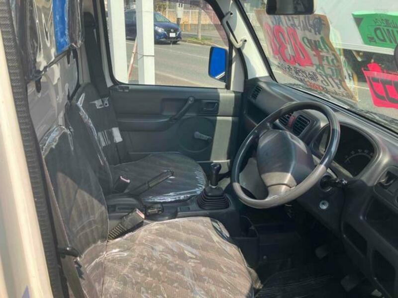 CARRY TRUCK