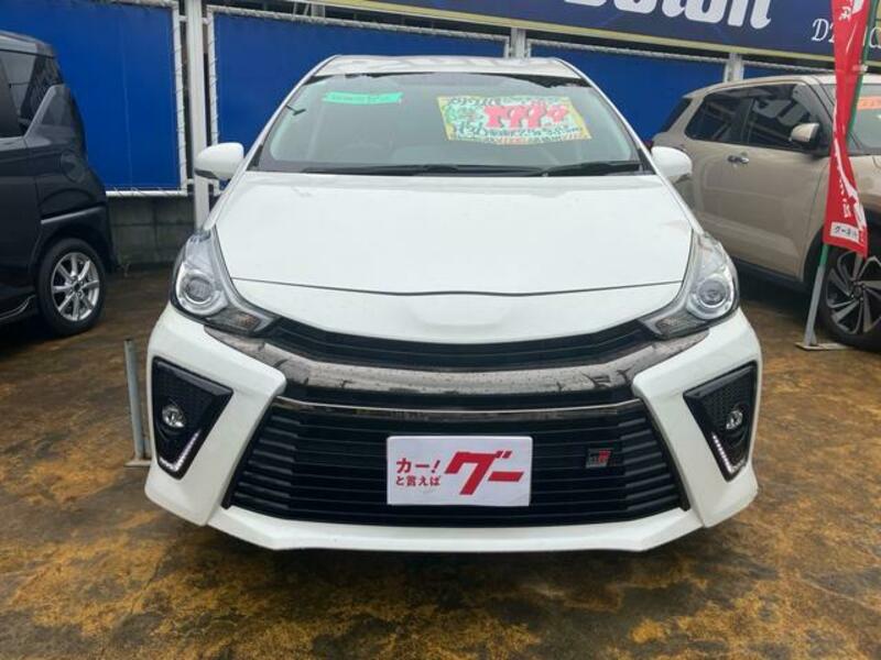 PRIUS ALPHA