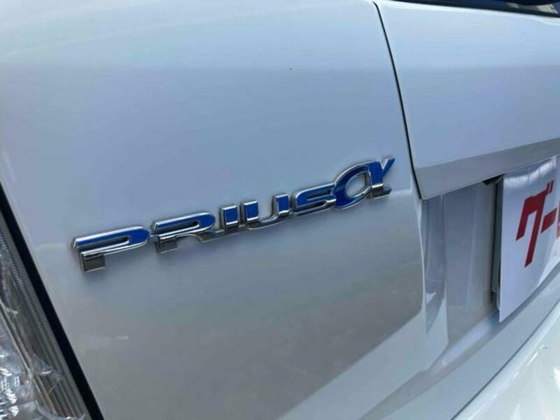 PRIUS ALPHA
