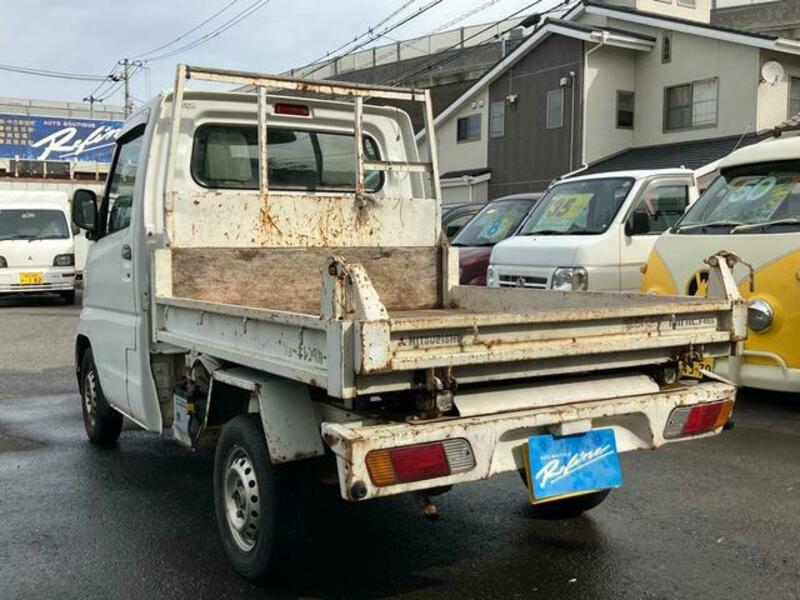 MINICAB TRUCK