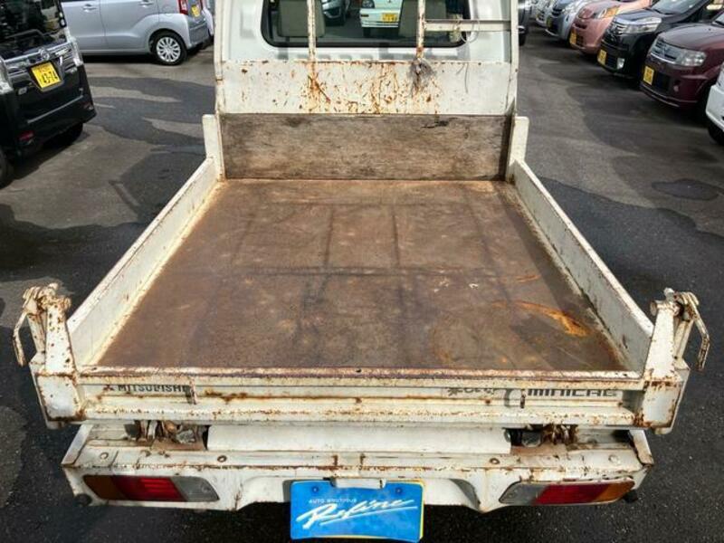 MINICAB TRUCK