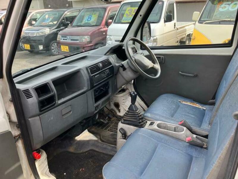 MINICAB TRUCK