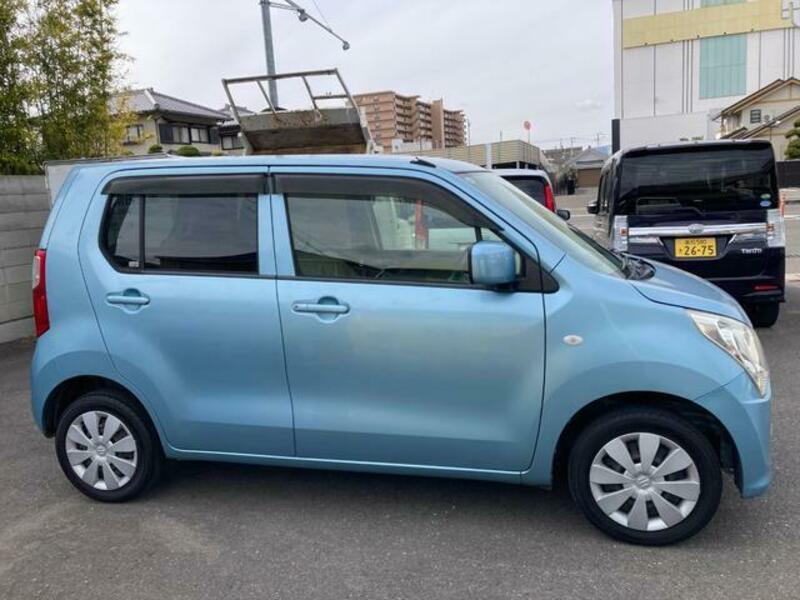 WAGON R