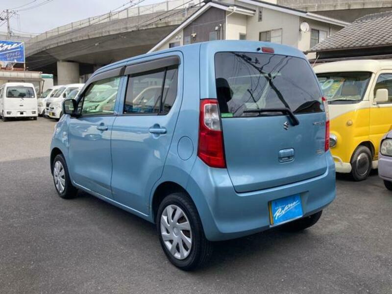 WAGON R