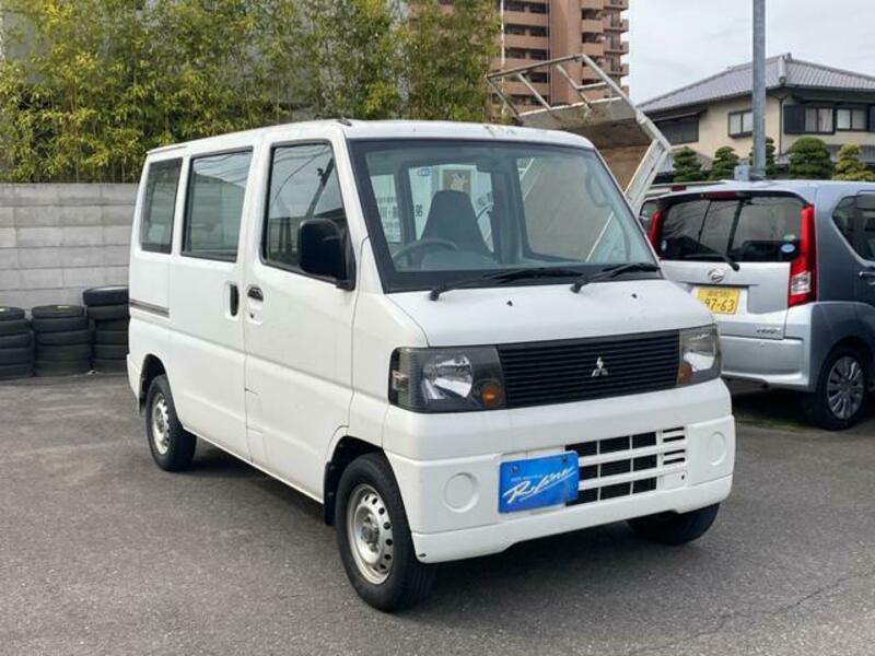 MINICAB VAN