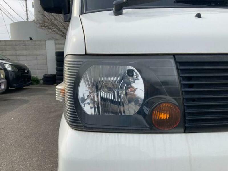 MINICAB VAN