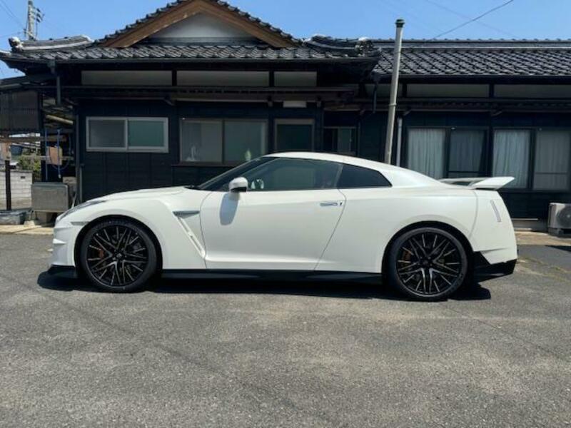 GT-R