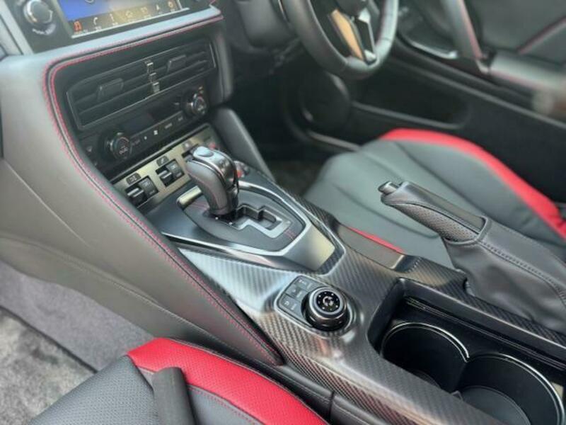 GT-R