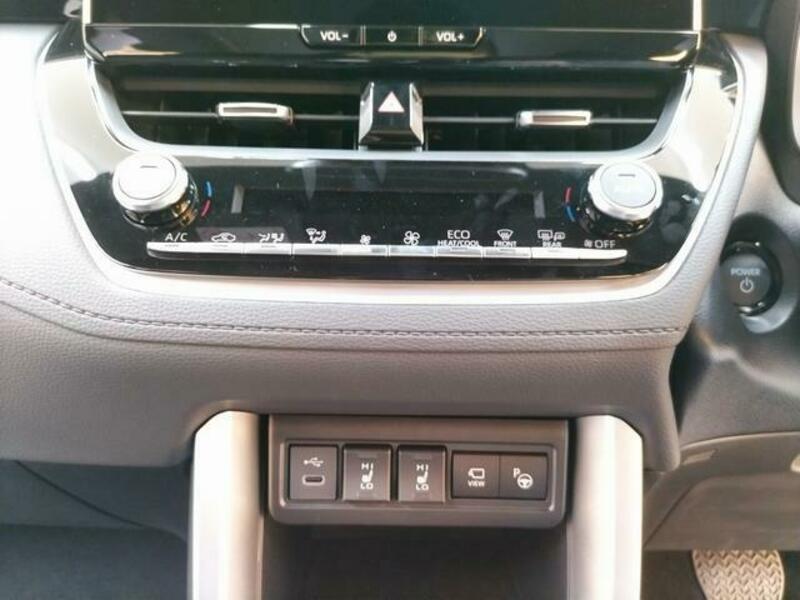 COROLLA CROSS