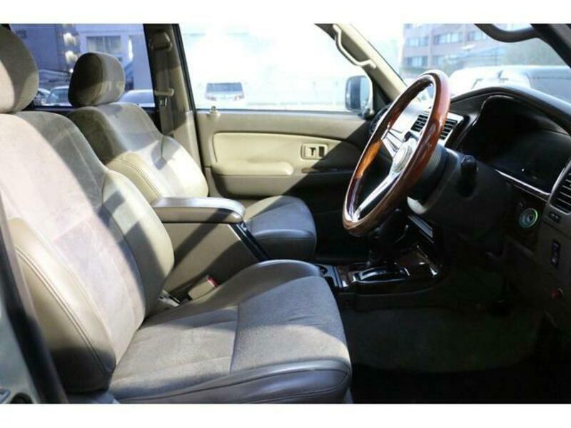 HILUX SURF