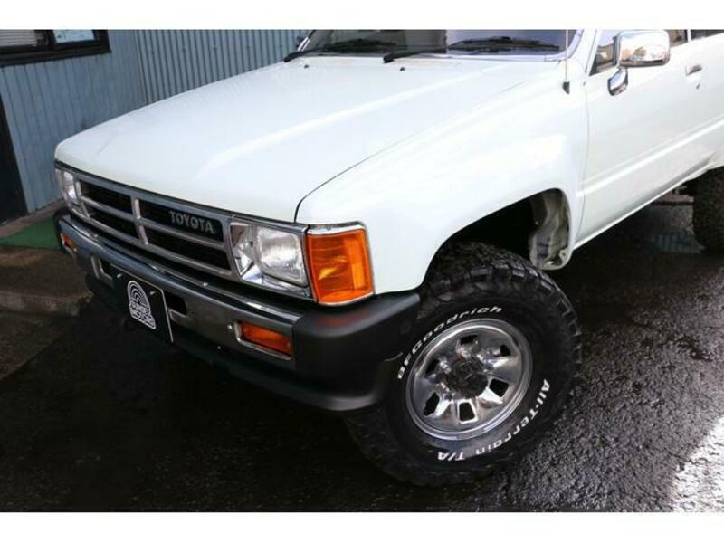 HILUX SURF