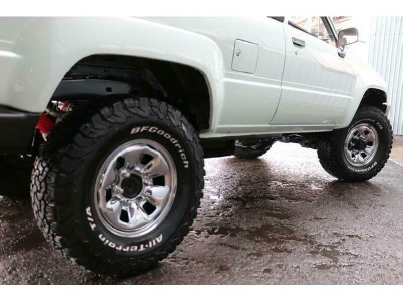 HILUX SURF