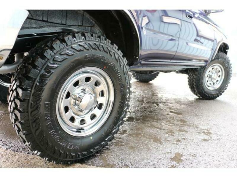 HILUX SURF