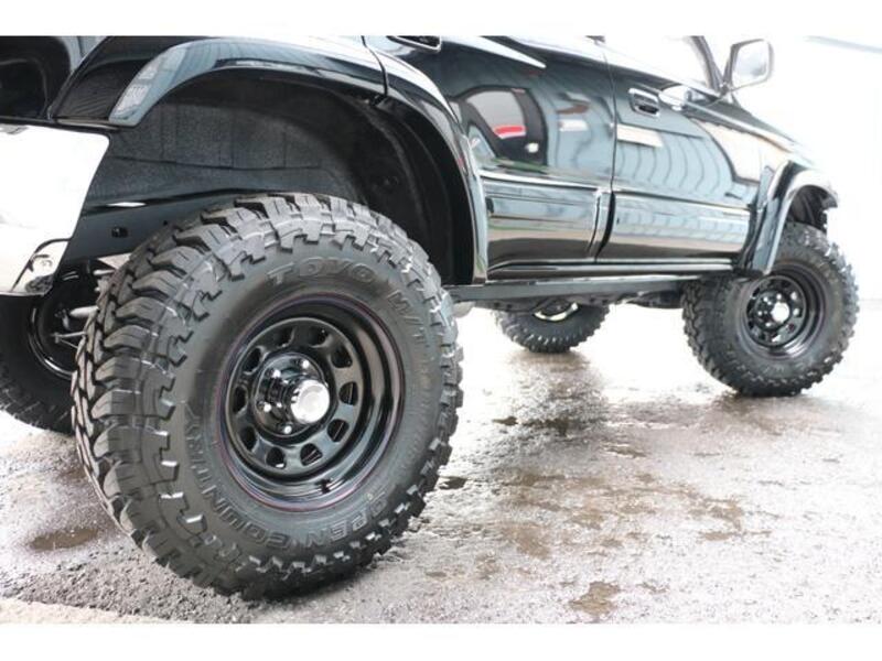 HILUX SURF