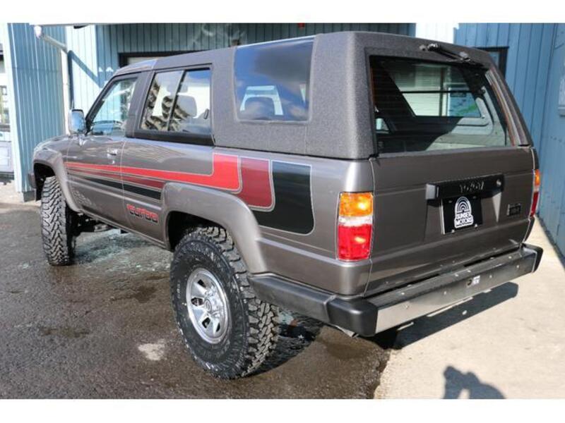HILUX SURF