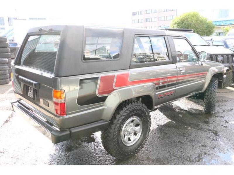 HILUX SURF
