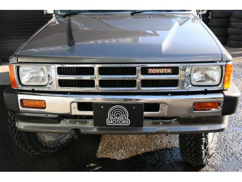 HILUX SURF