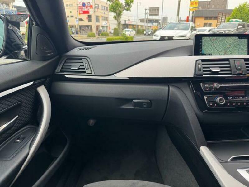 4 SERIES