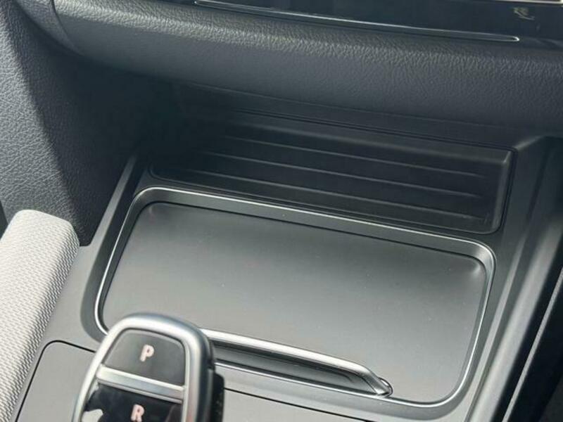4 SERIES