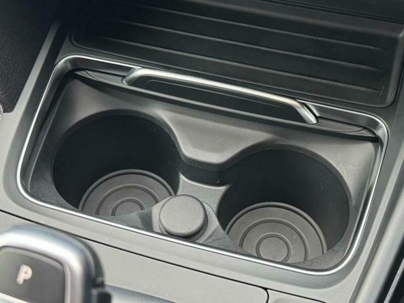 4 SERIES