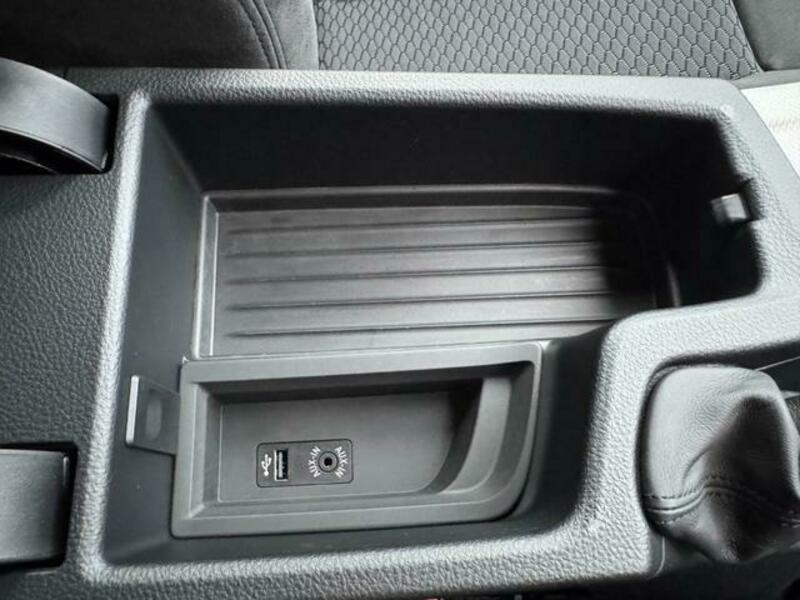 4 SERIES