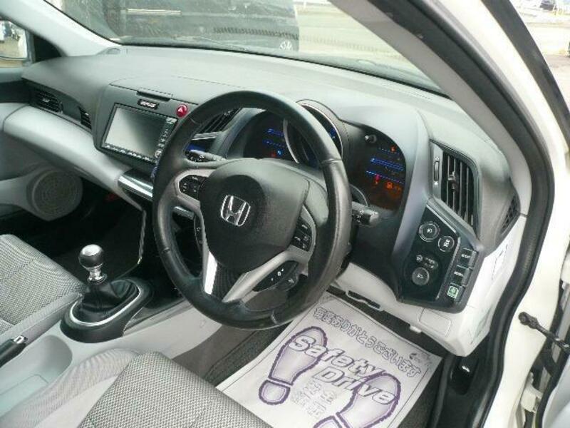 CR-Z