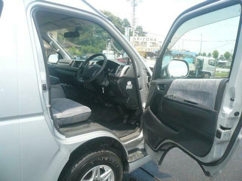 HIACE WAGON