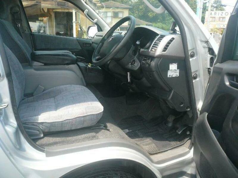 HIACE WAGON