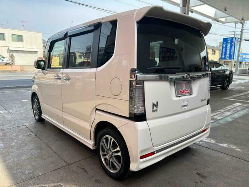 N BOX CUSTOM