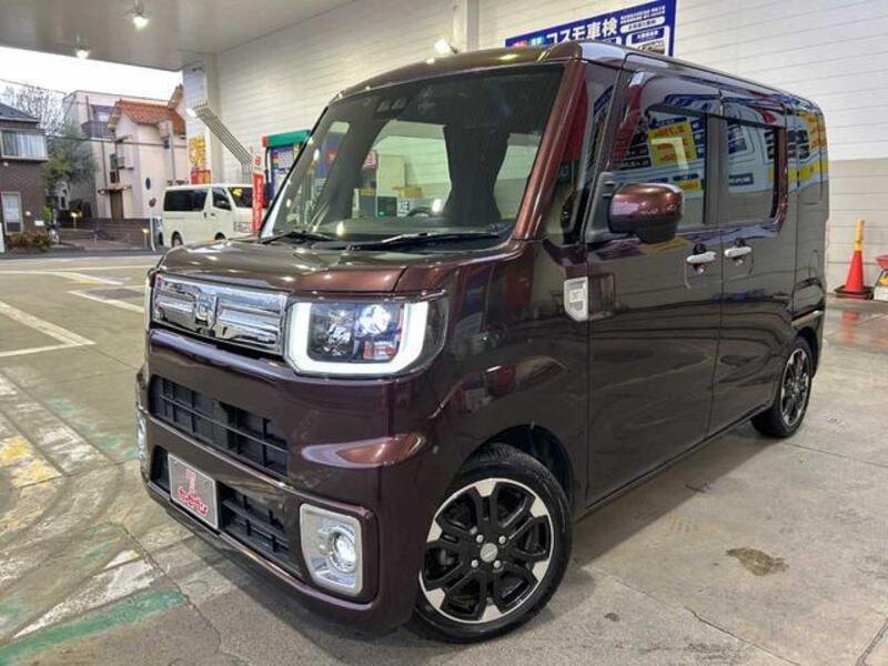 DAIHATSU WAKE