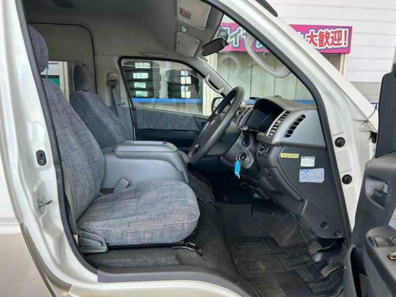 HIACE WAGON
