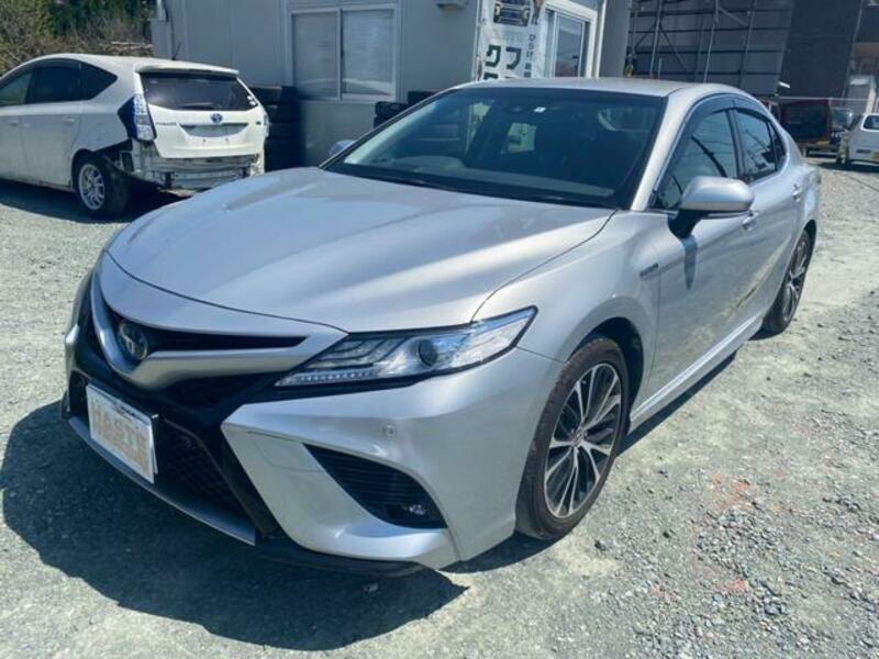 TOYOTA CAMRY
