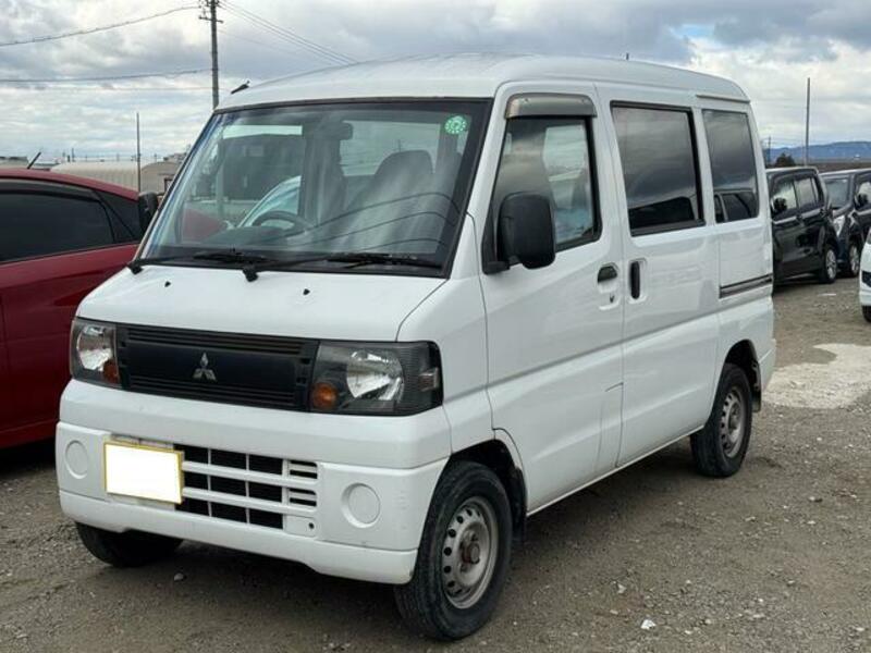 MITSUBISHI MINICAB VAN