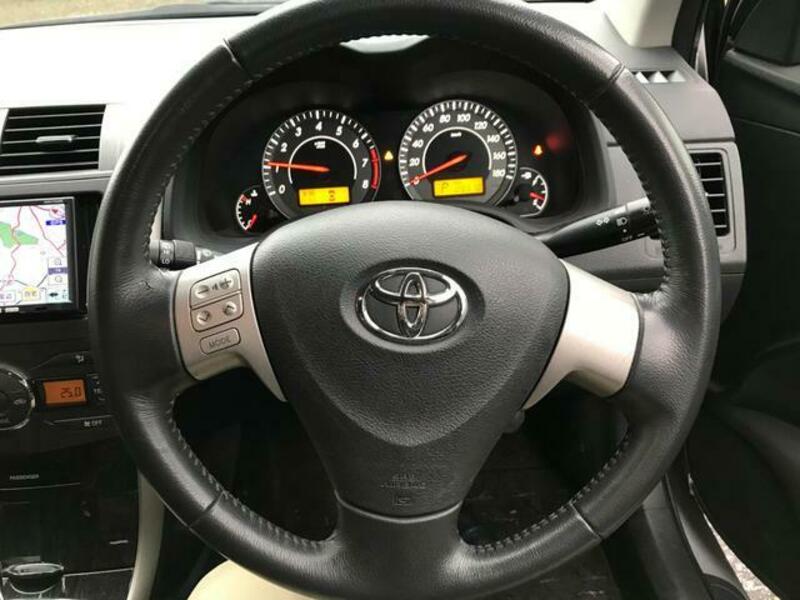 COROLLA FIELDER
