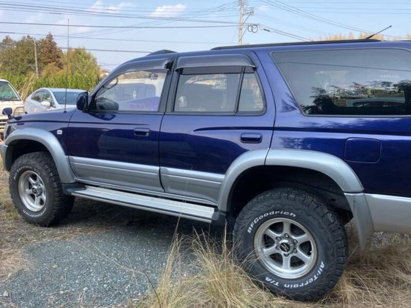 HILUX SURF