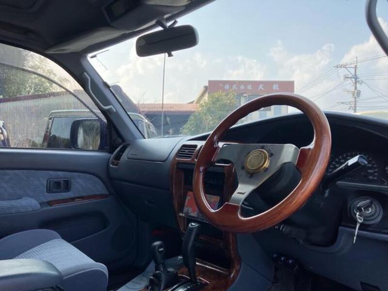 HILUX SURF
