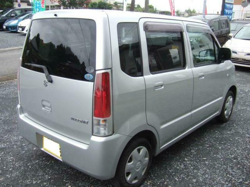 WAGON R