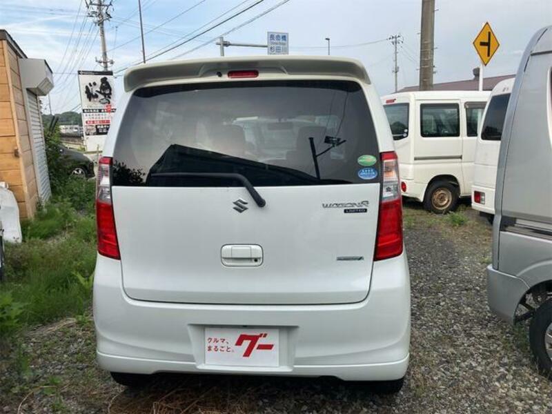 WAGON R