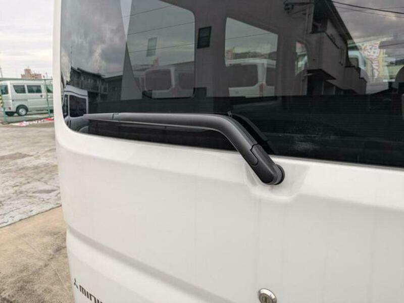 MINICAB VAN