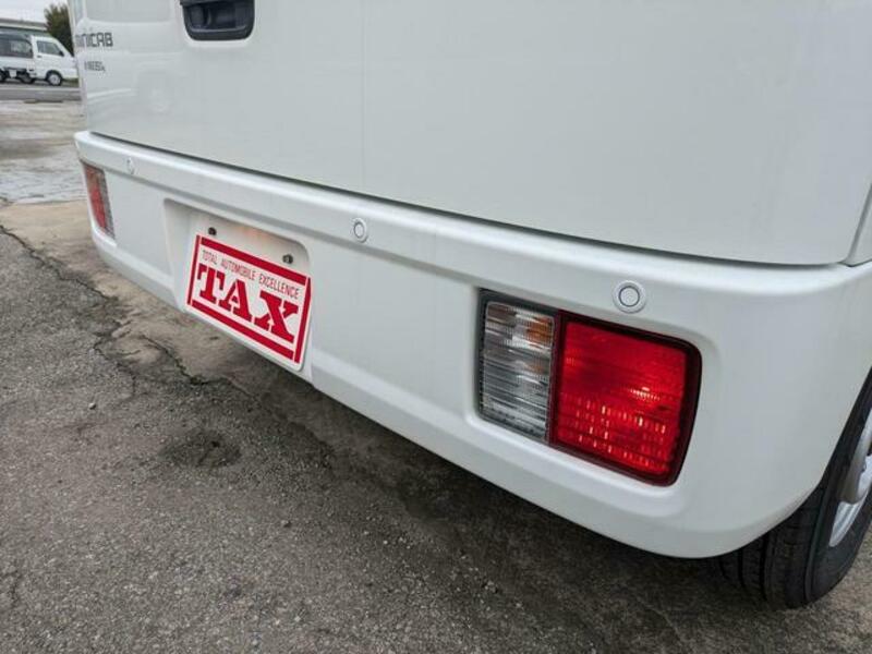 MINICAB VAN