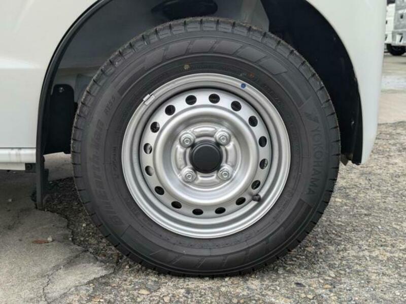 MINICAB VAN