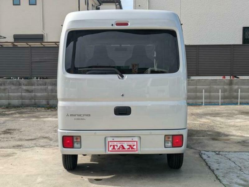 MINICAB VAN