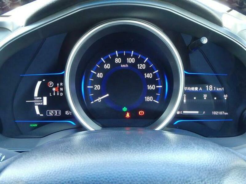 FIT HYBRID