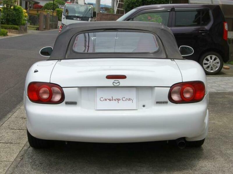 ROADSTER