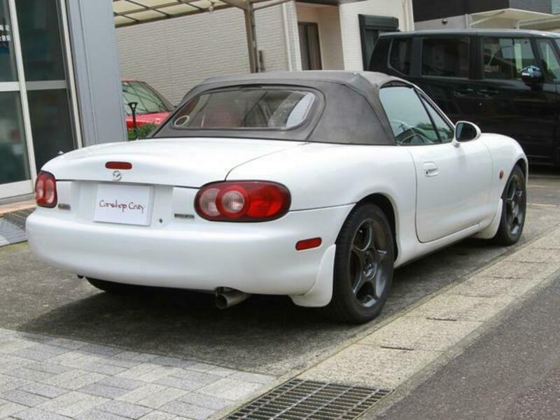 ROADSTER