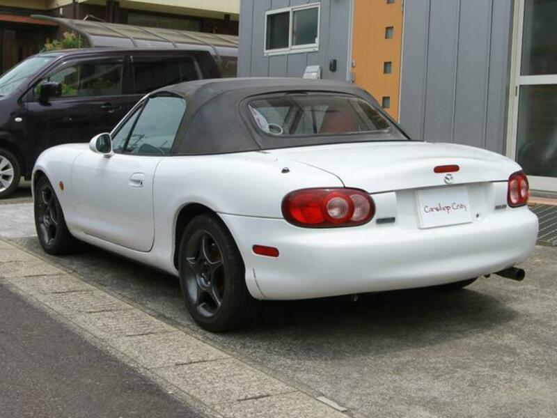 ROADSTER