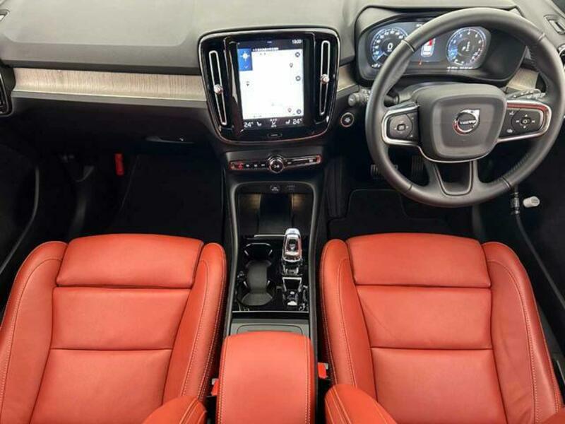 XC40