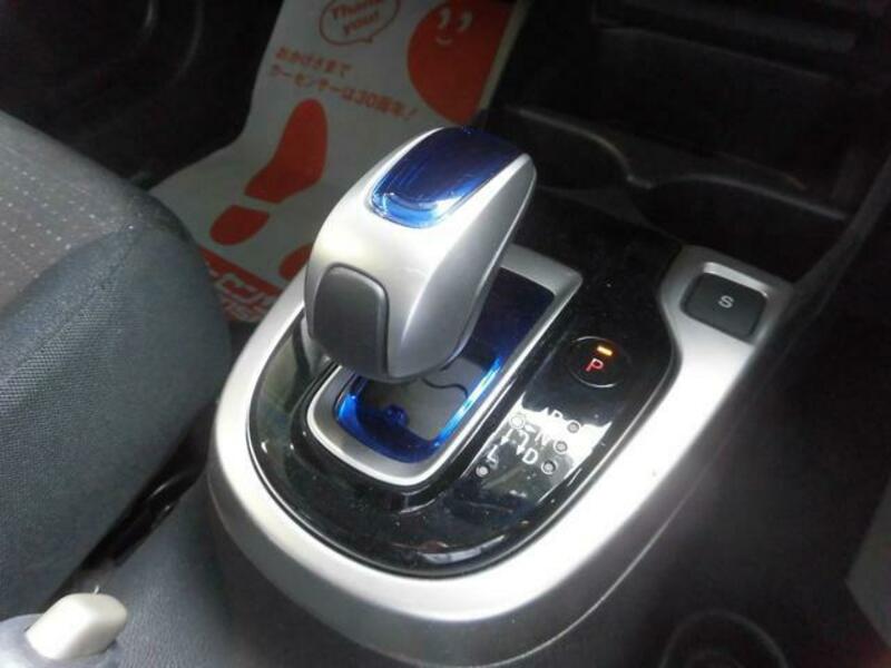 FIT HYBRID